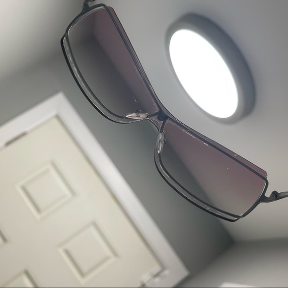 Gucci Sunglasses shield lens GG1711 6LBBI Rose gradient lens silver frame - Picture 8 of 11